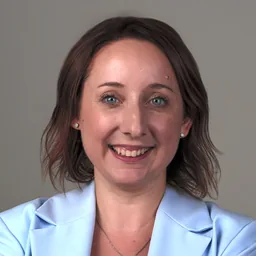 Callie Navrides, NavaQuote's licensed insurance broker